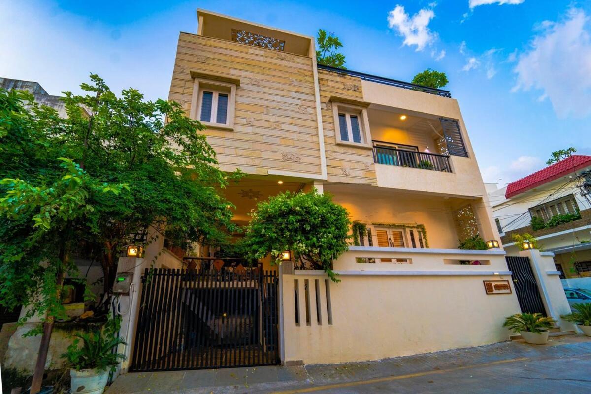 Santosh Villa - The House Of Antiques And Art Udajpur Exteriér fotografie